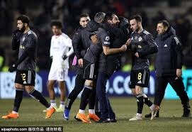 洛杉矶道奇队宣布与王牌克肖签下 3 年 9300 万美元延长合约